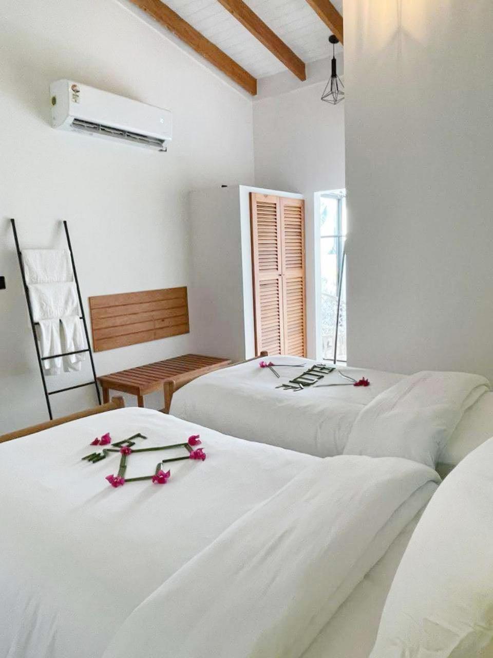 Villa Laguna Maldives Fulhadhoo ภายนอก รูปภาพ